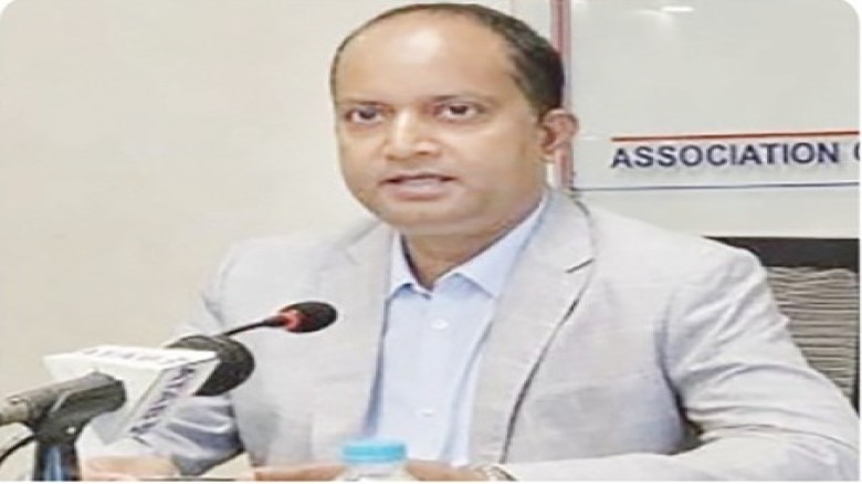 দুর্নীতিবাজ উপসচিব ‘বিজনেস ক্লাস’ মোতাকাব্বির এবার ওএসডি